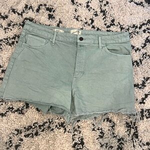 Universal Thread denim shorts Size 16 in sage green